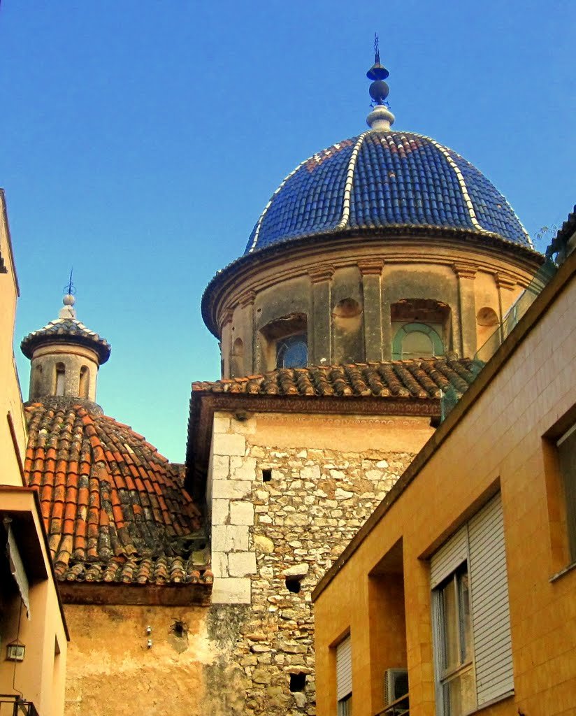 Cúpulas-de-la-iglesia-de-San-Bartolomé.-Autor-Ventepani